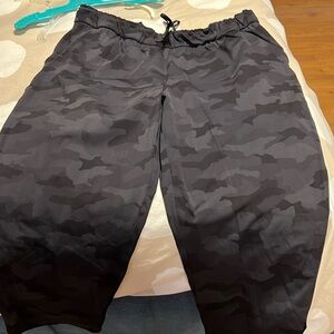 Lululemon crop pants. Camo color.